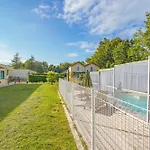 Royan Apartman *