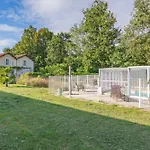Royan Apartman